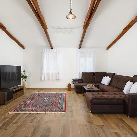 In Near Brijuni Islands 빌라 포레치