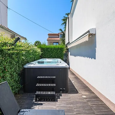 In Near Brijuni Islands 포레치