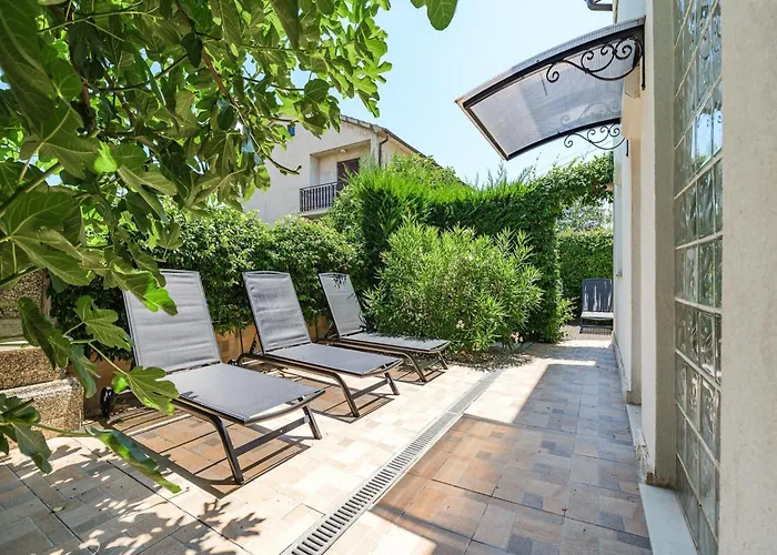 빌라 In Near Brijuni Islands *