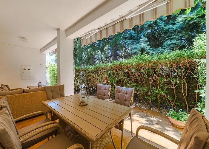 In Near Brijuni Islands 빌라 *